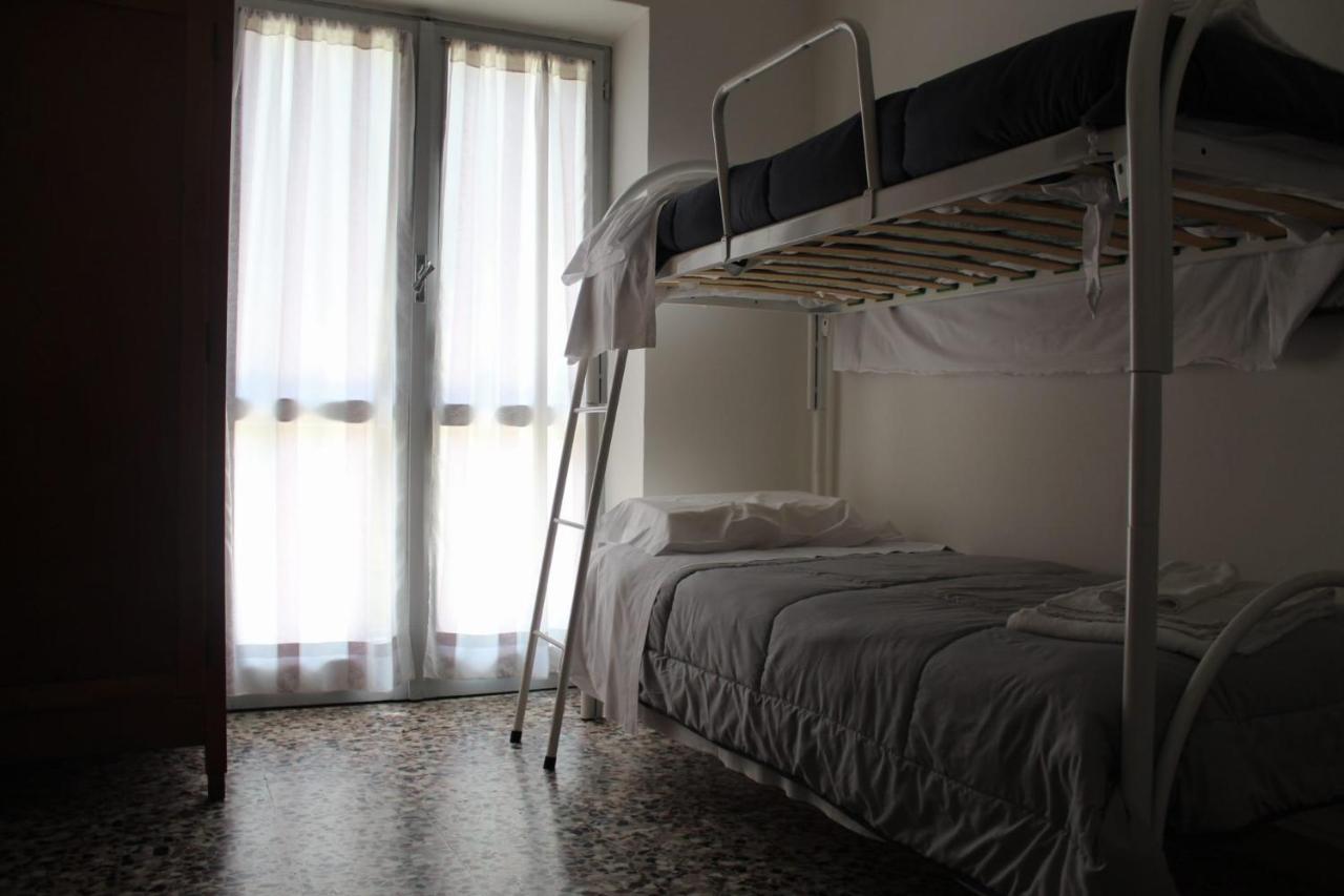 Hotel Casa Per Ferie Beatorosaz Cesana Torinese Exterior foto